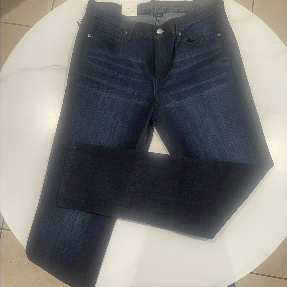 Calvin Klein women’s jeans 
14x32